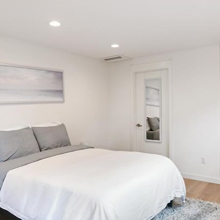 Modern Apartment Near Light Rail Seattle Ngoại thất bức ảnh