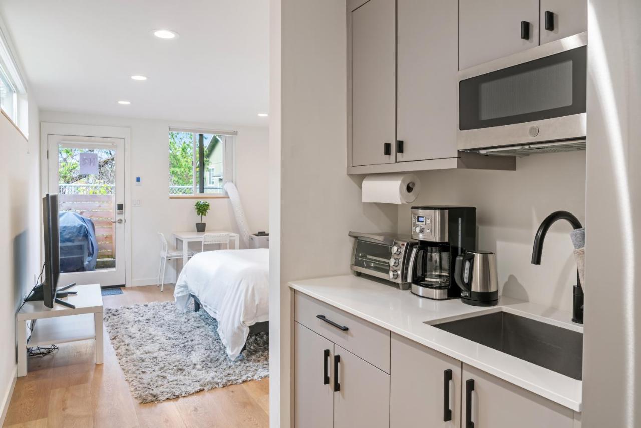 Modern Apartment Near Light Rail Seattle Ngoại thất bức ảnh